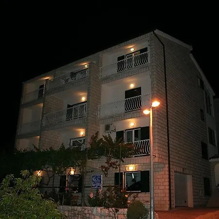 Appartement In With Sea View, Balcony, Air Conditioning, Wifi 4167-5 *