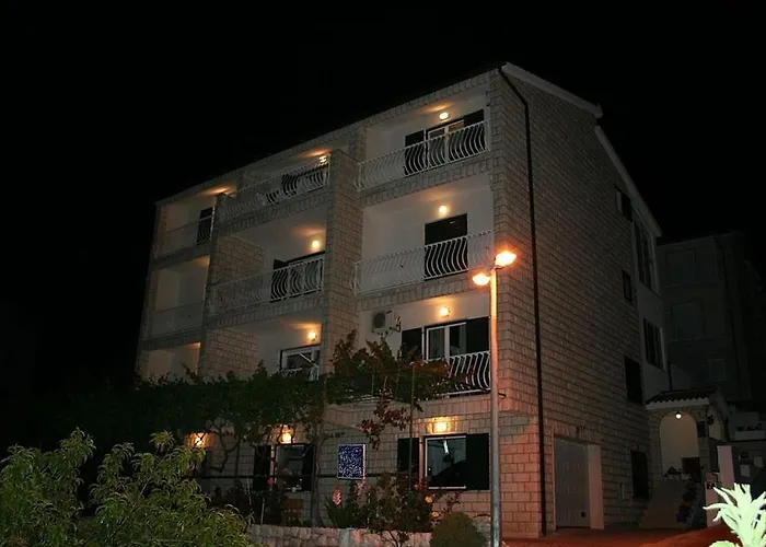 Appartement In With Sea View, Balcony, Air Conditioning, Wifi 4167-5 *