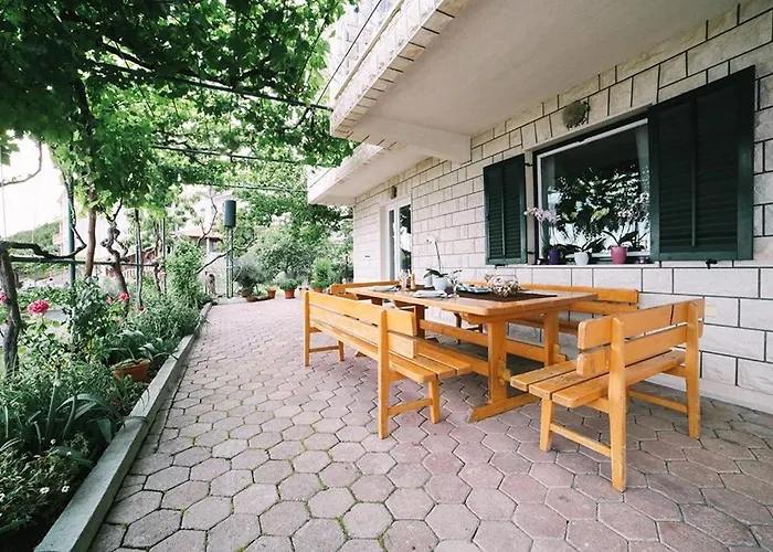 In With Sea View, Balcony, Air Conditioning, Wifi 4167-5 * Duće